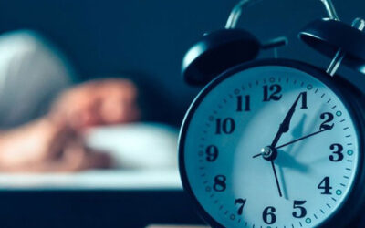 অ্যালার্মের ঠিক আগেই ঘুম ভাঙে? জেনে নিন কেন এমনটা হয়