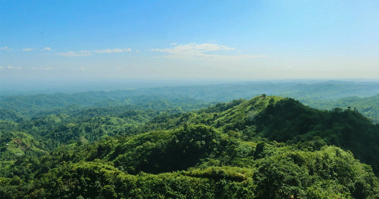 বর্ষায় পাহাড়ের ডাক, সাবধানতার ছায়া সঙ্গী করেই হোক ভ্রমণ